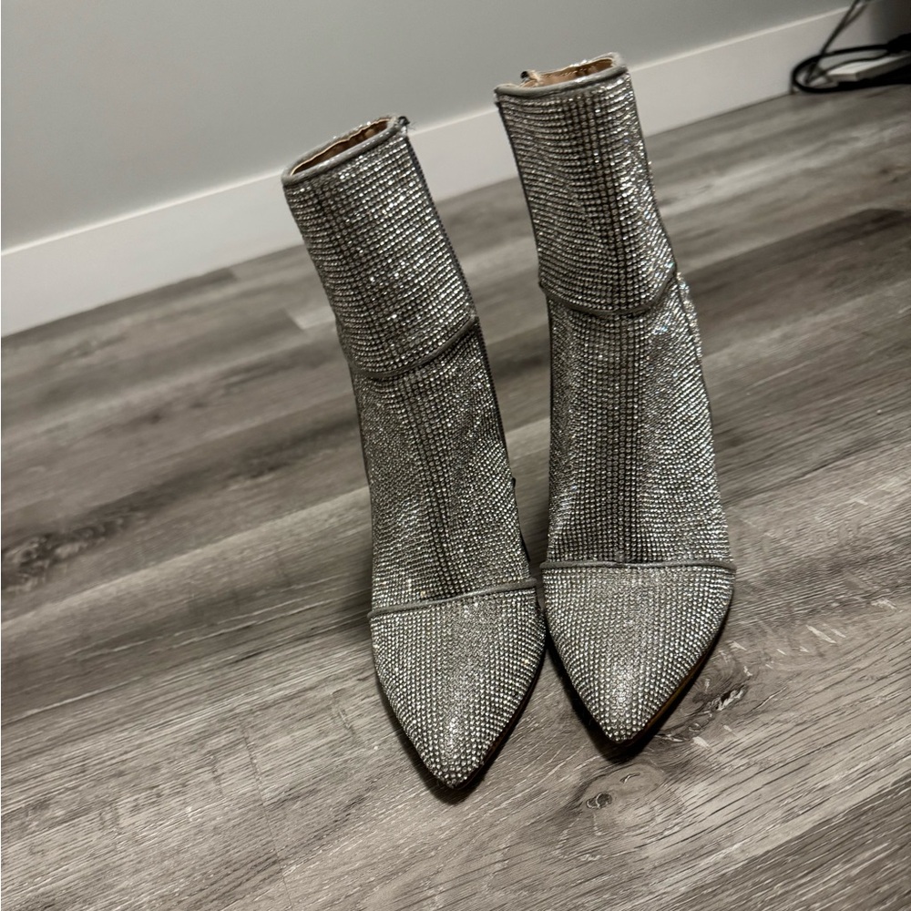 Steve Madden Noticed R Silver